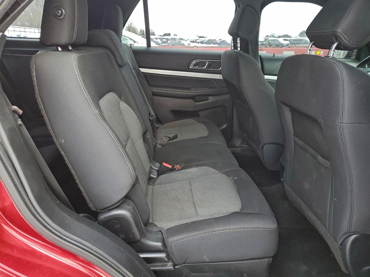 2016 FORD EXPLORER XLT photo 11