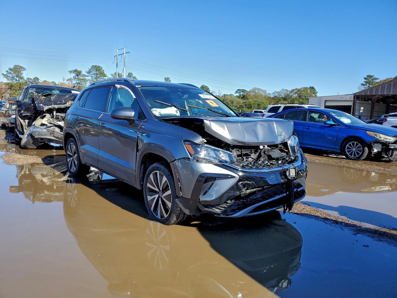 2024 VOLKSWAGEN TAOS SE photo 4