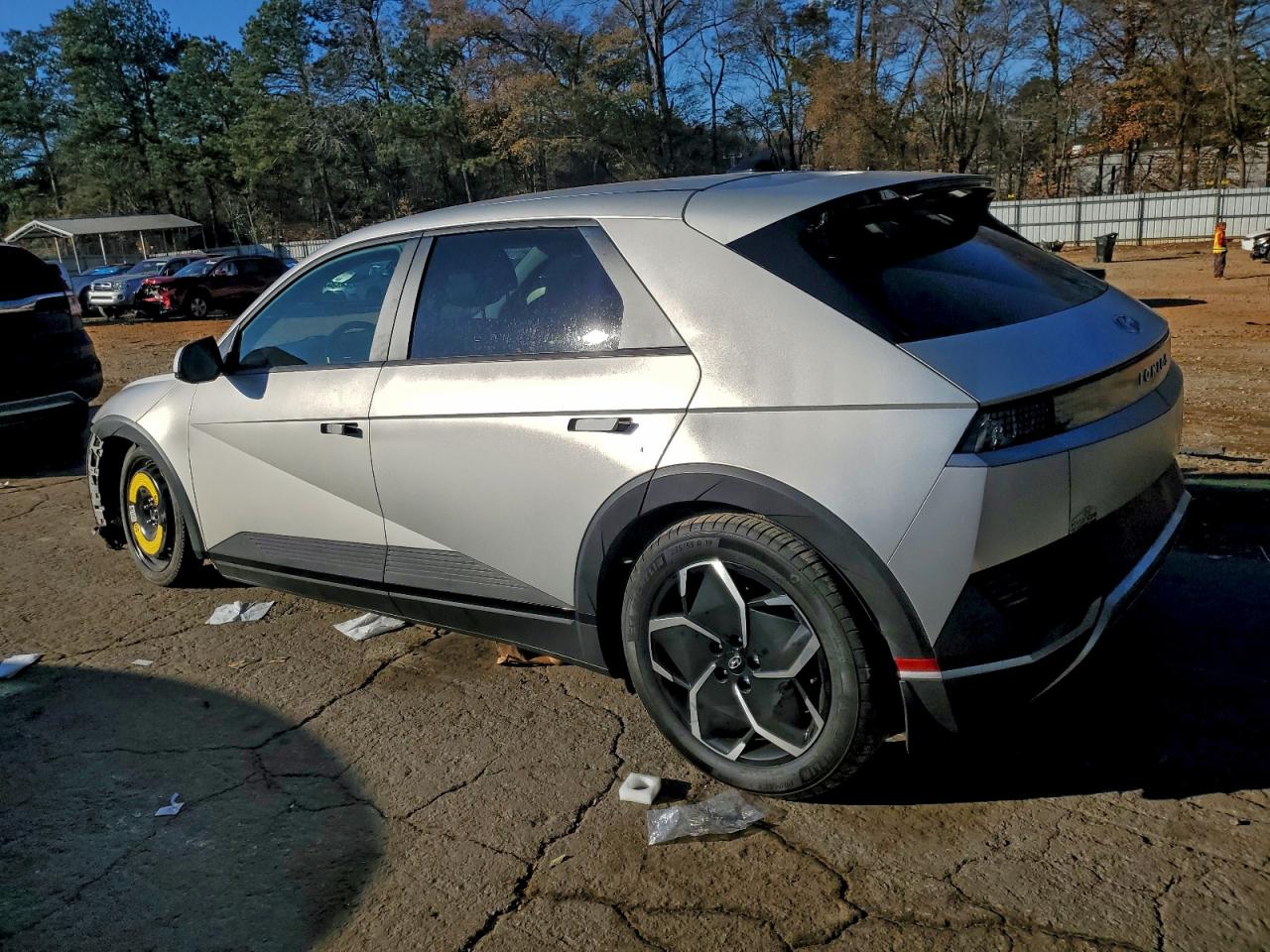 2023 HYUNDAI IONIQ 5 SEL photo 2