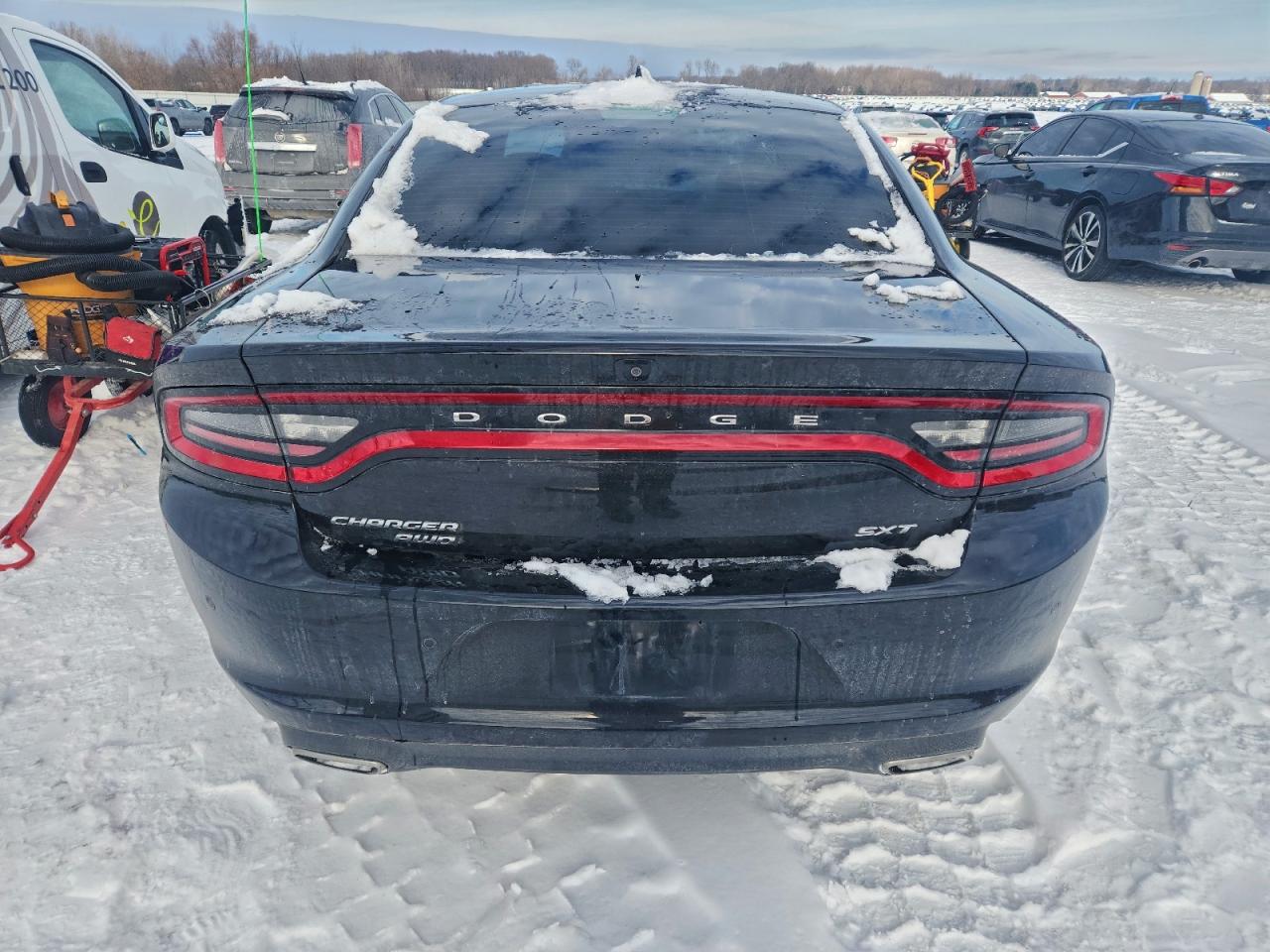 2016 DODGE CHARGER SXT photo 6