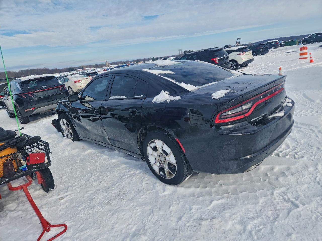 2016 DODGE CHARGER SXT photo 2