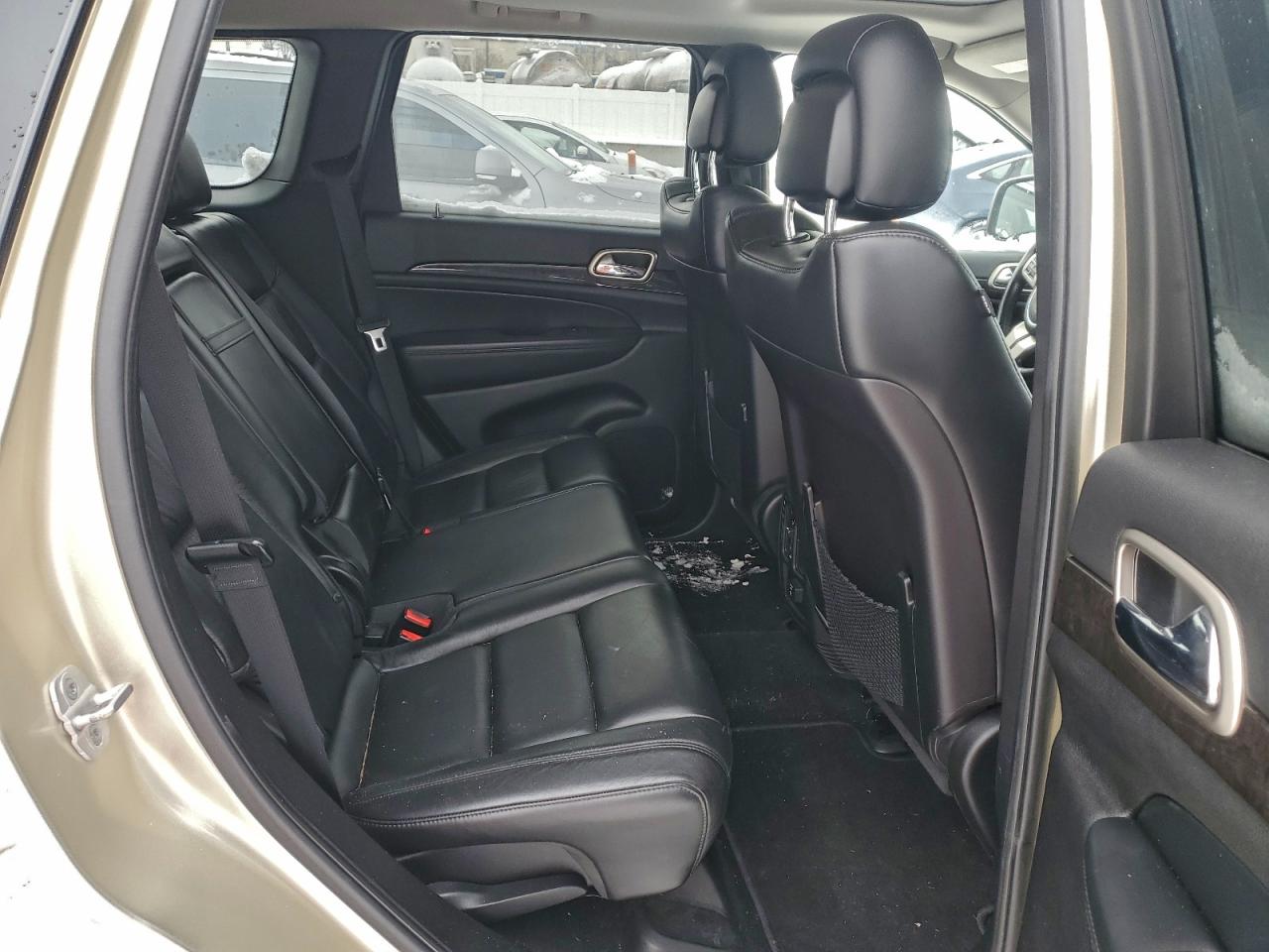 2011 JEEP GRAND CHEROKEE LAREDO photo 11