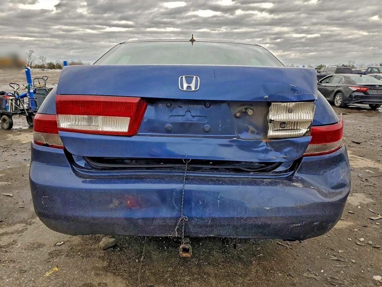 2003 HONDA ACCORD LX photo 6