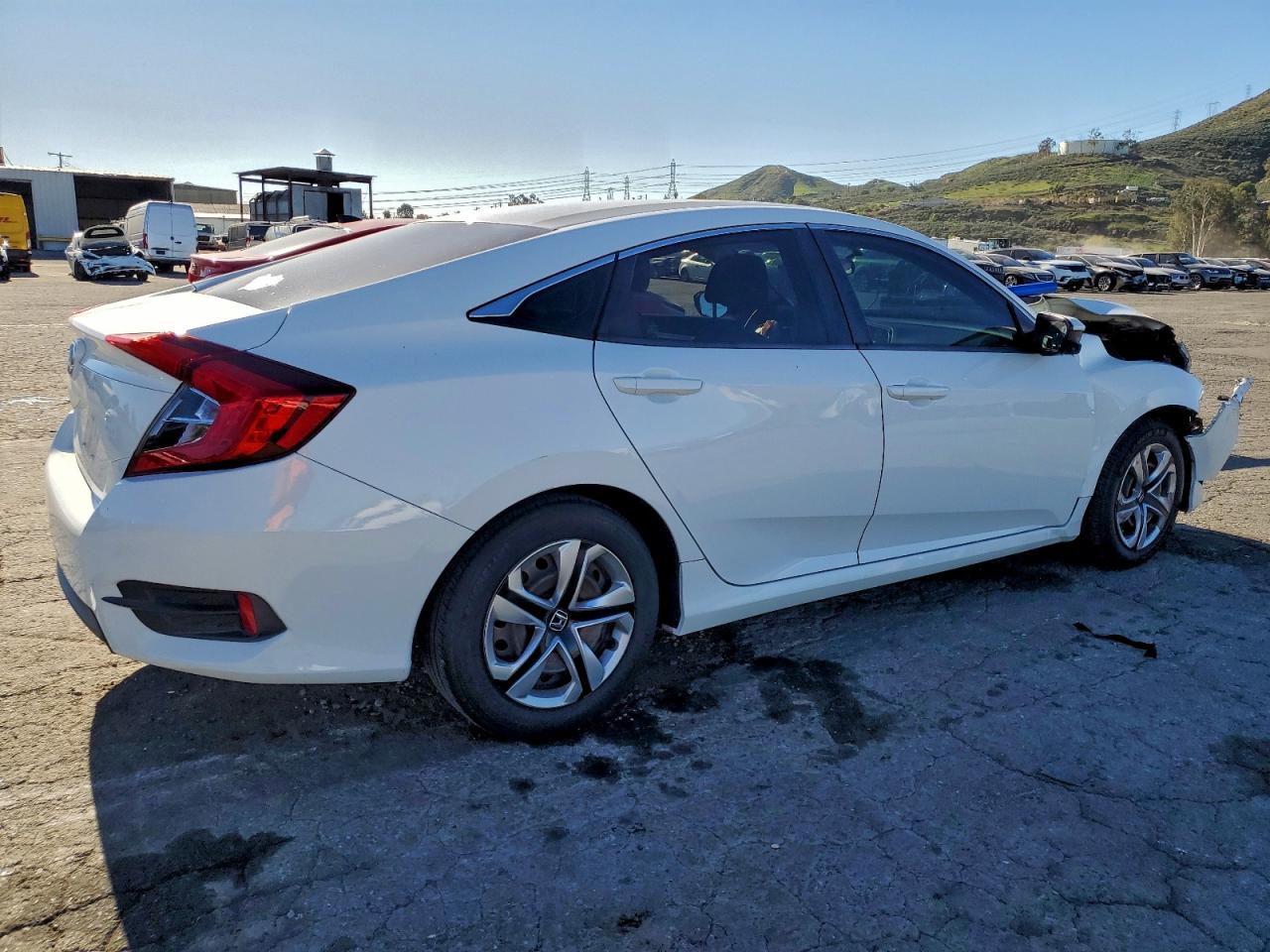 2016 HONDA CIVIC LX photo 3