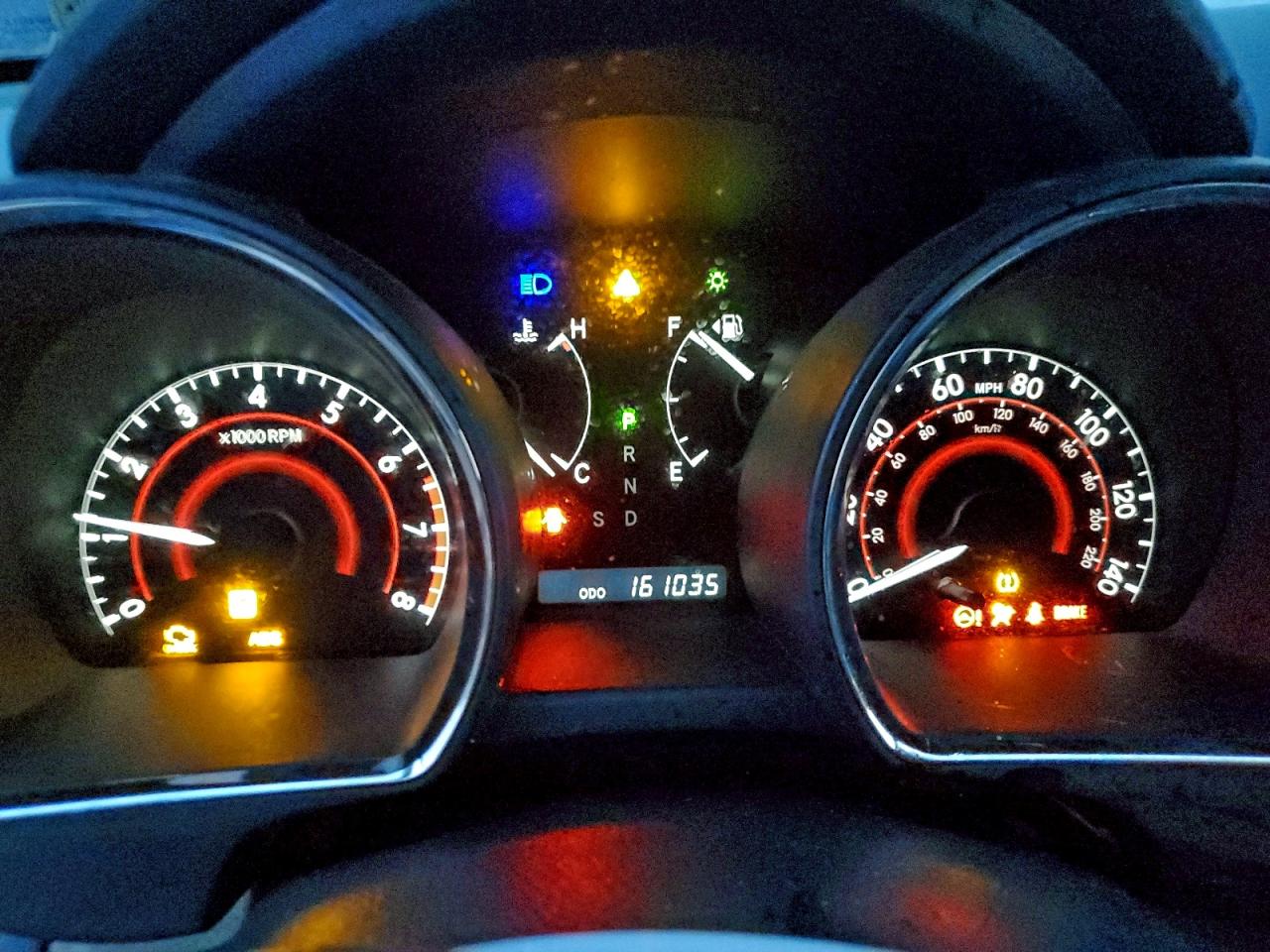 2011 TOYOTA HIGHLANDER BASE photo 9