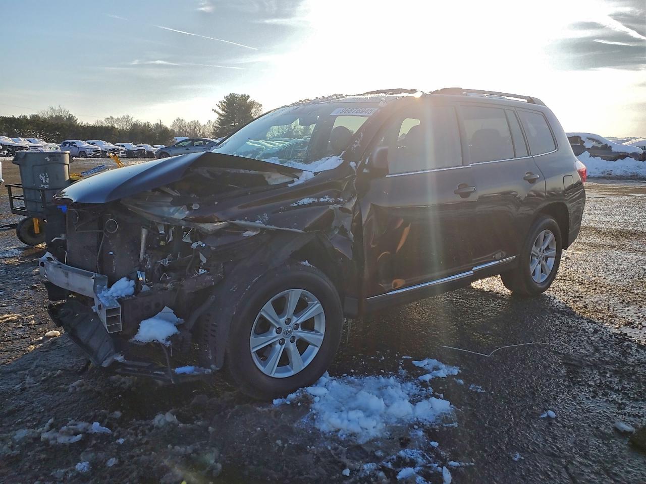 2011 TOYOTA HIGHLANDER