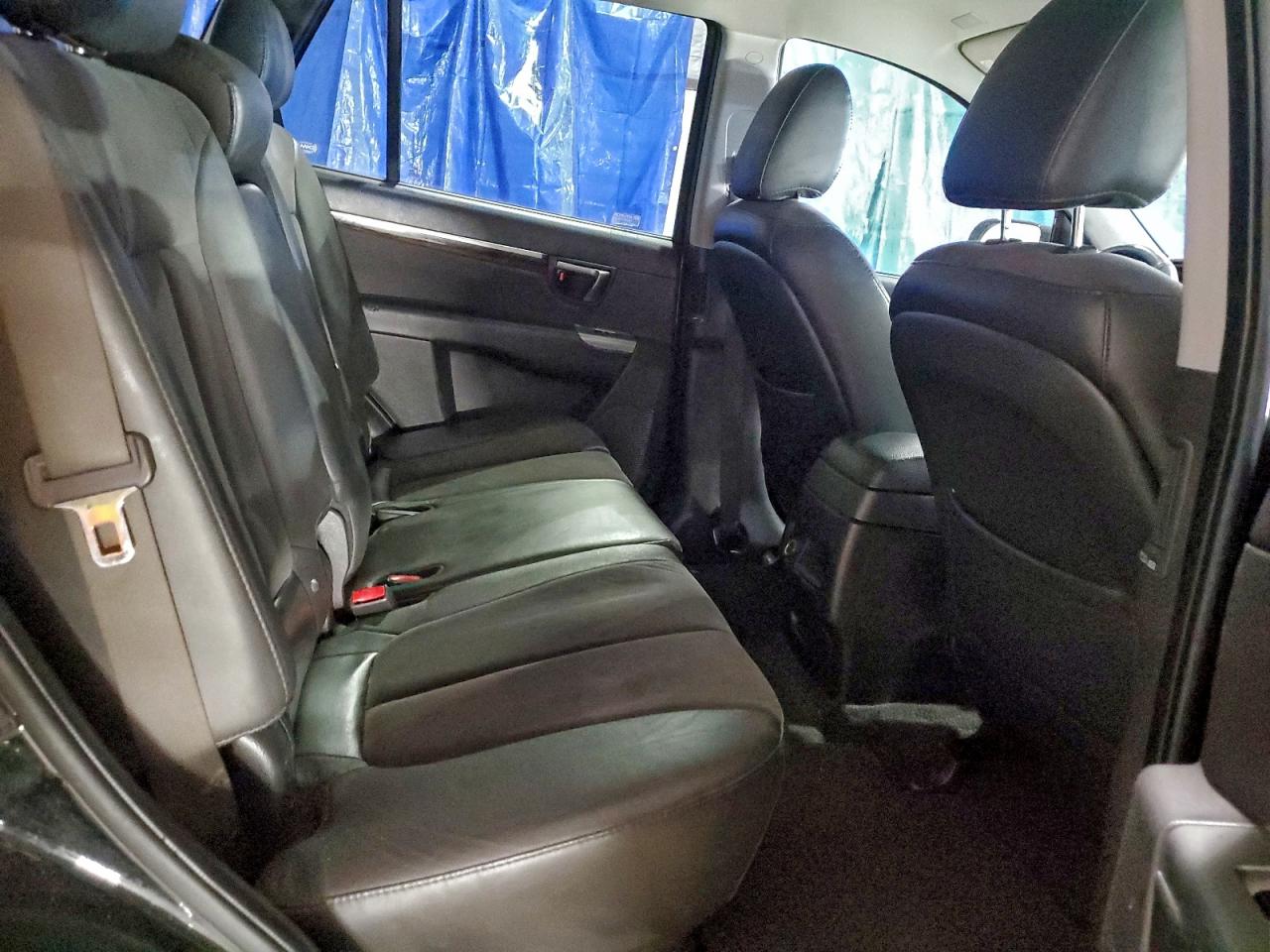 2011 HYUNDAI SANTA FE SE photo 10