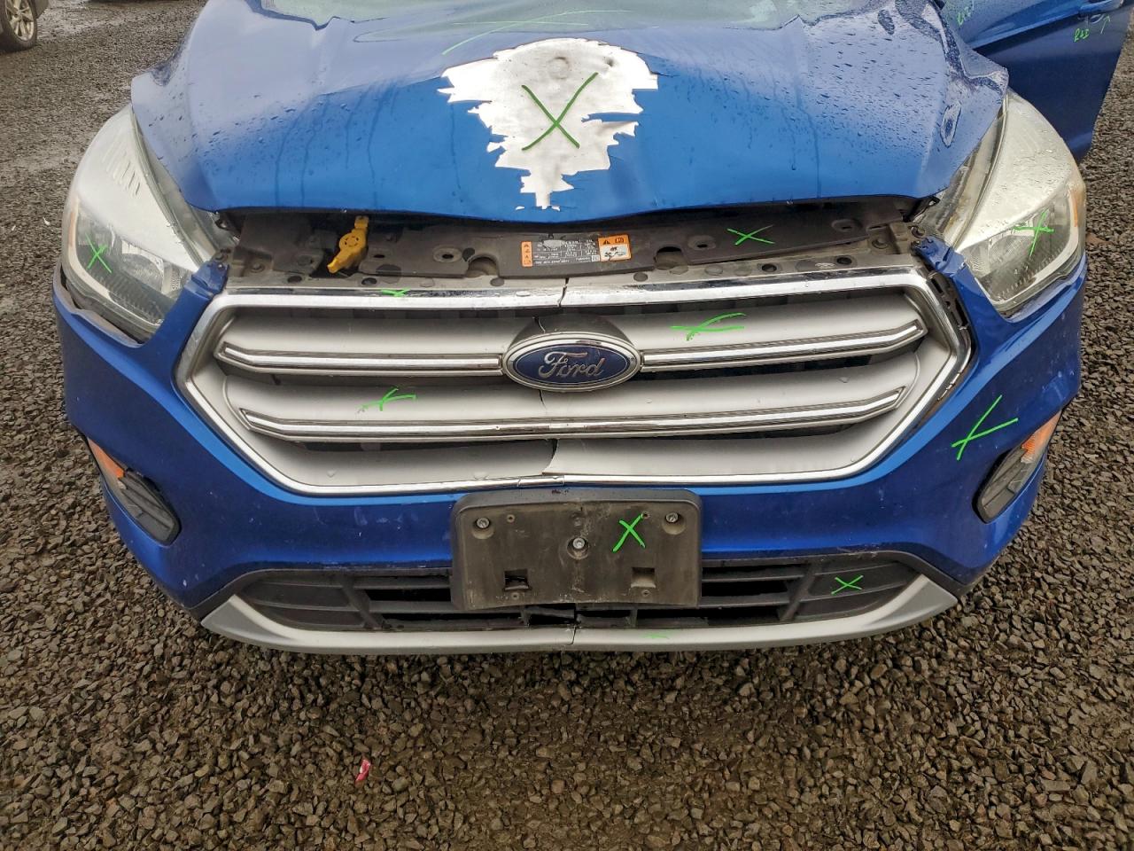 2017 FORD ESCAPE SE photo 12