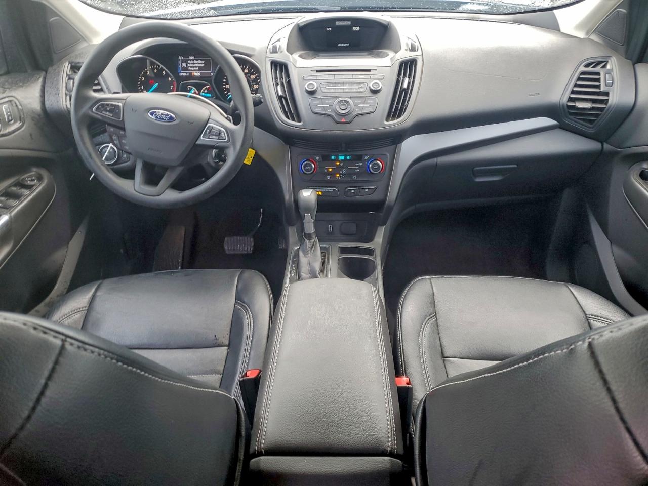 2017 FORD ESCAPE SE photo 8