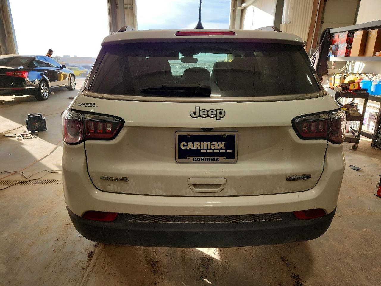 2022 JEEP COMPASS LATITUDE LUX photo 6
