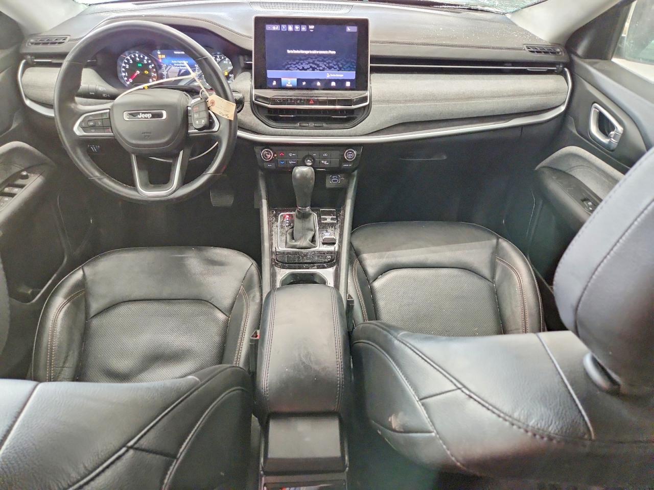 2022 JEEP COMPASS LATITUDE LUX photo 8