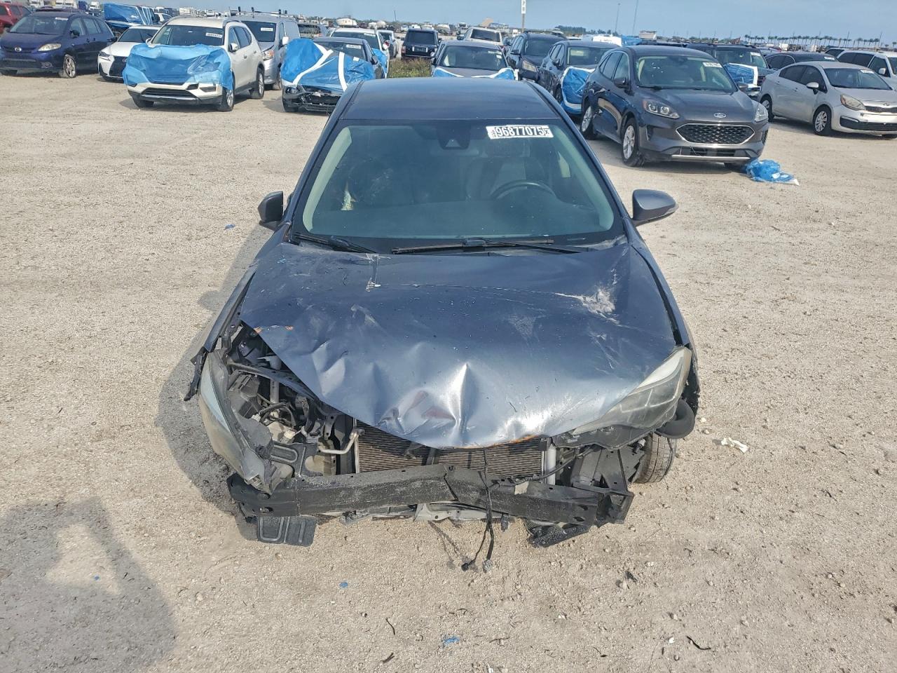 2019 TOYOTA COROLLA L photo 5