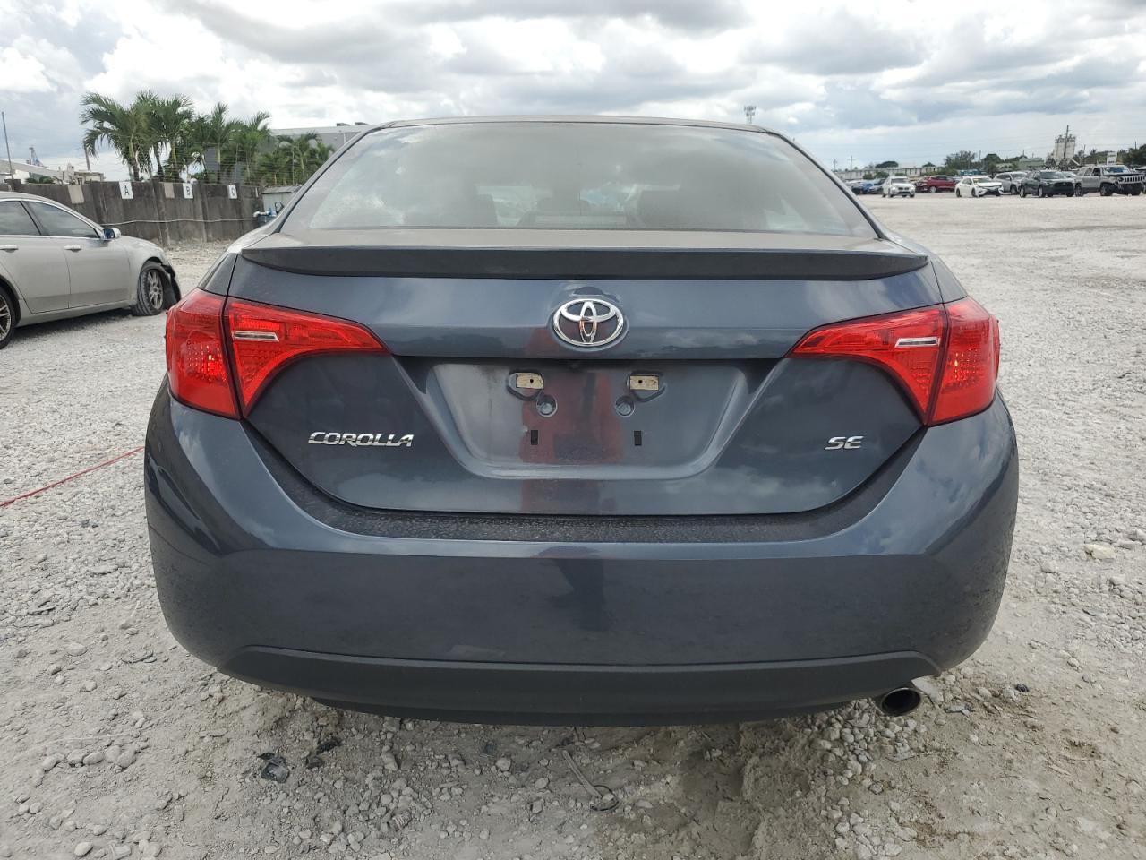 2019 TOYOTA COROLLA L photo 6