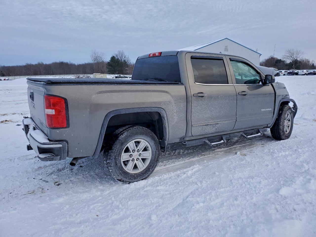 2017 GMC SIERRA K1500 SLE photo 3