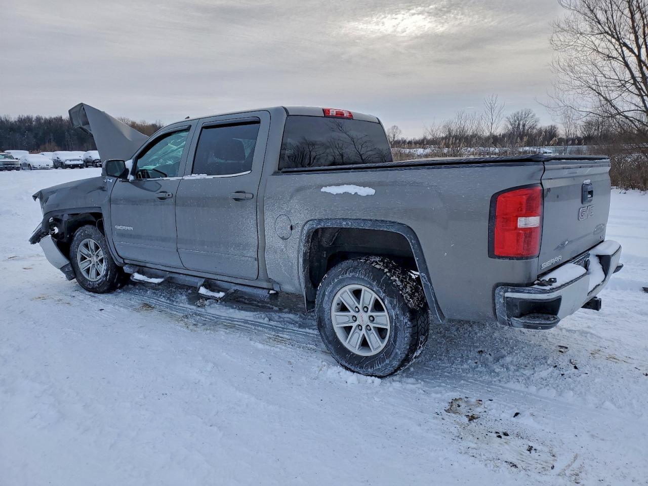 2017 GMC SIERRA K1500 SLE photo 2