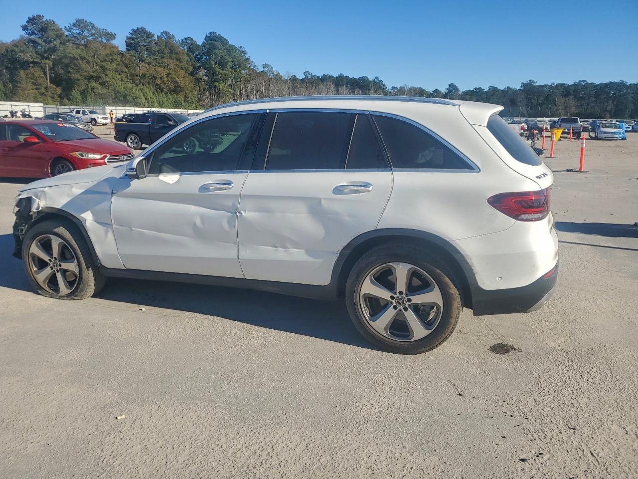 2022 MERCEDES-BENZ GLC 300 photo 2