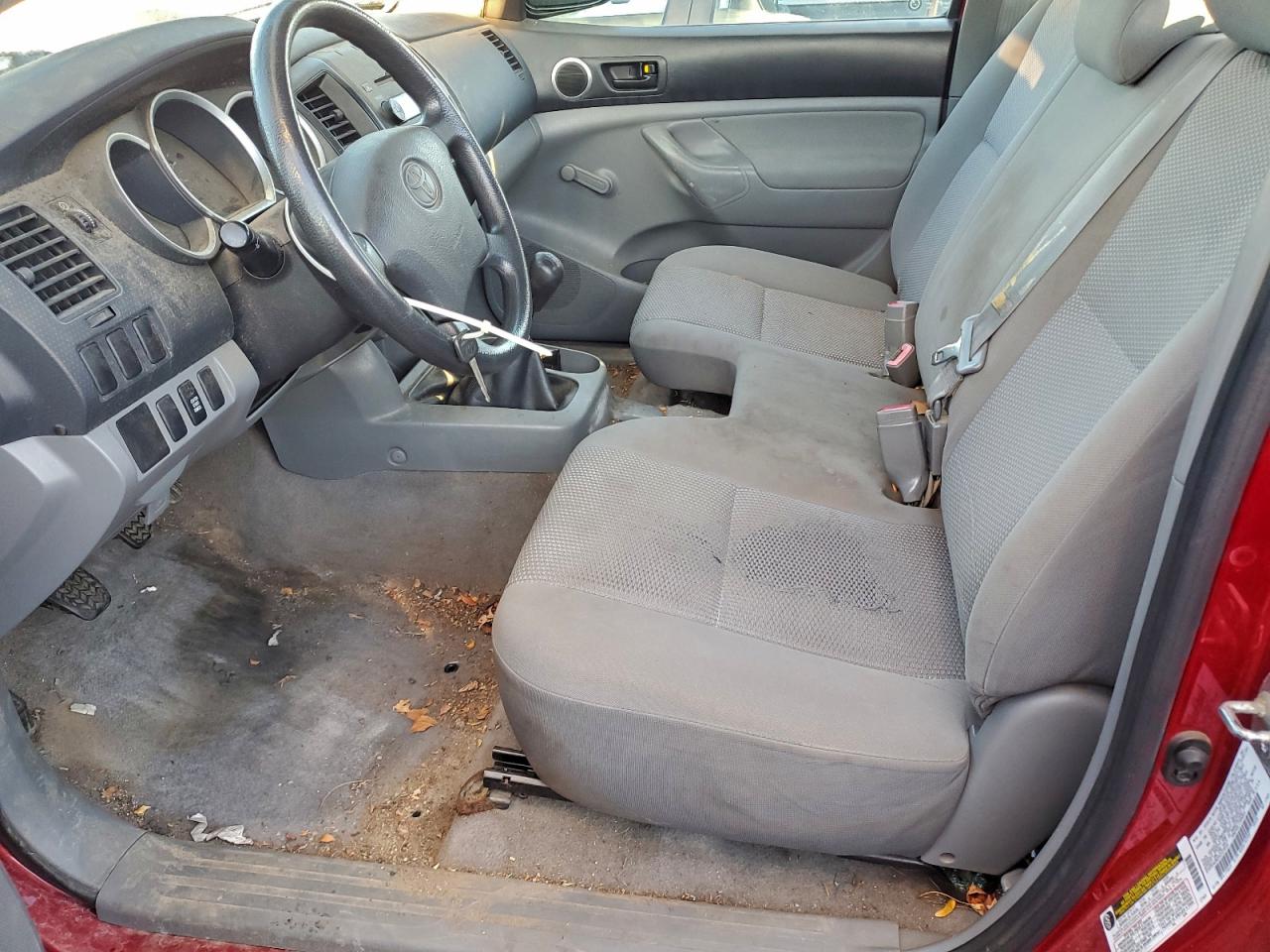 2005 TOYOTA TACOMA photo 7