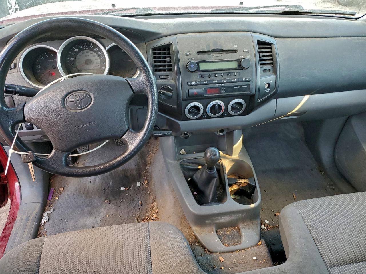 2005 TOYOTA TACOMA photo 8
