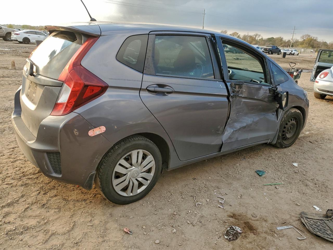 2015 HONDA FIT LX photo 3