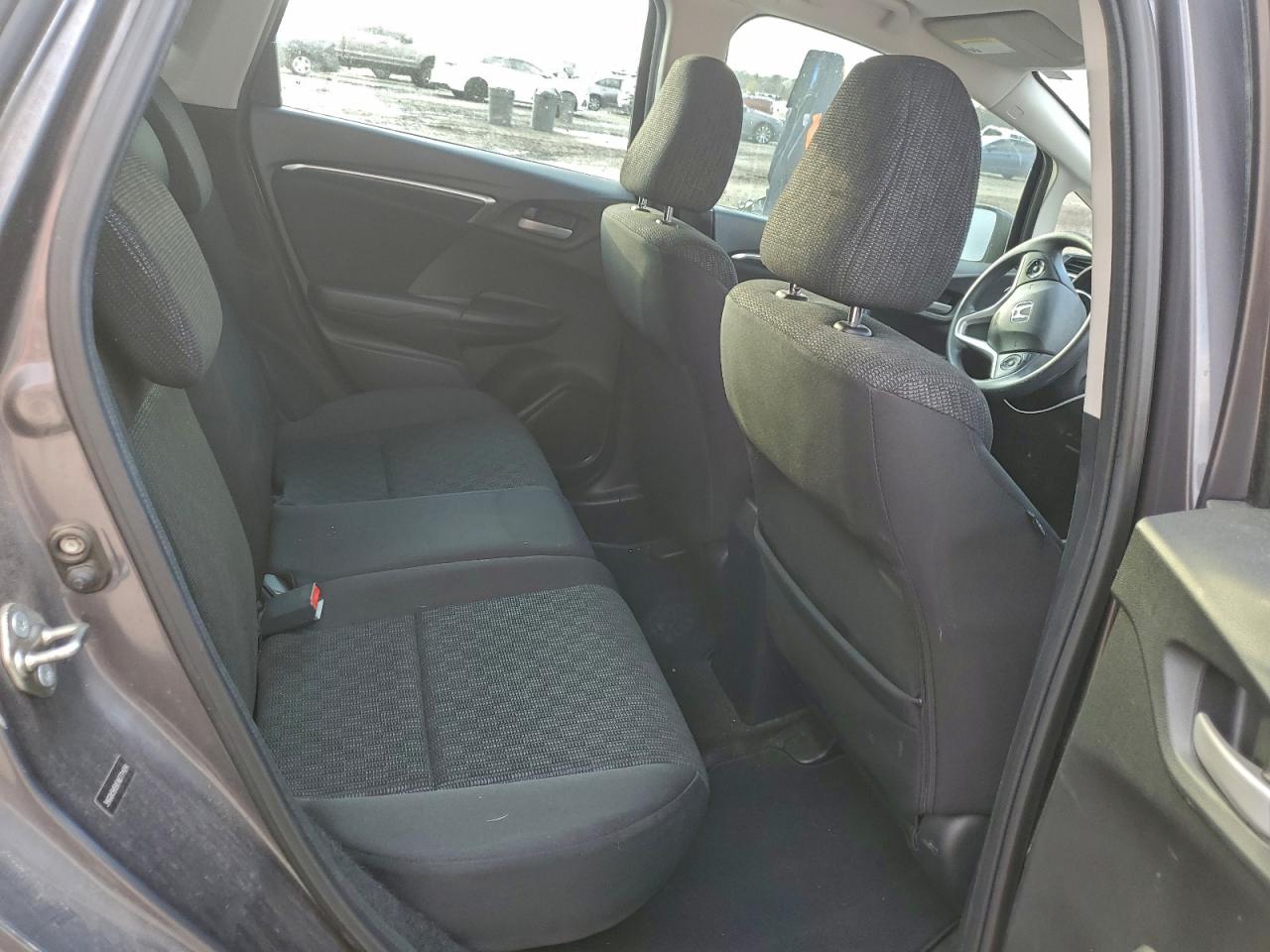 2015 HONDA FIT LX photo 10