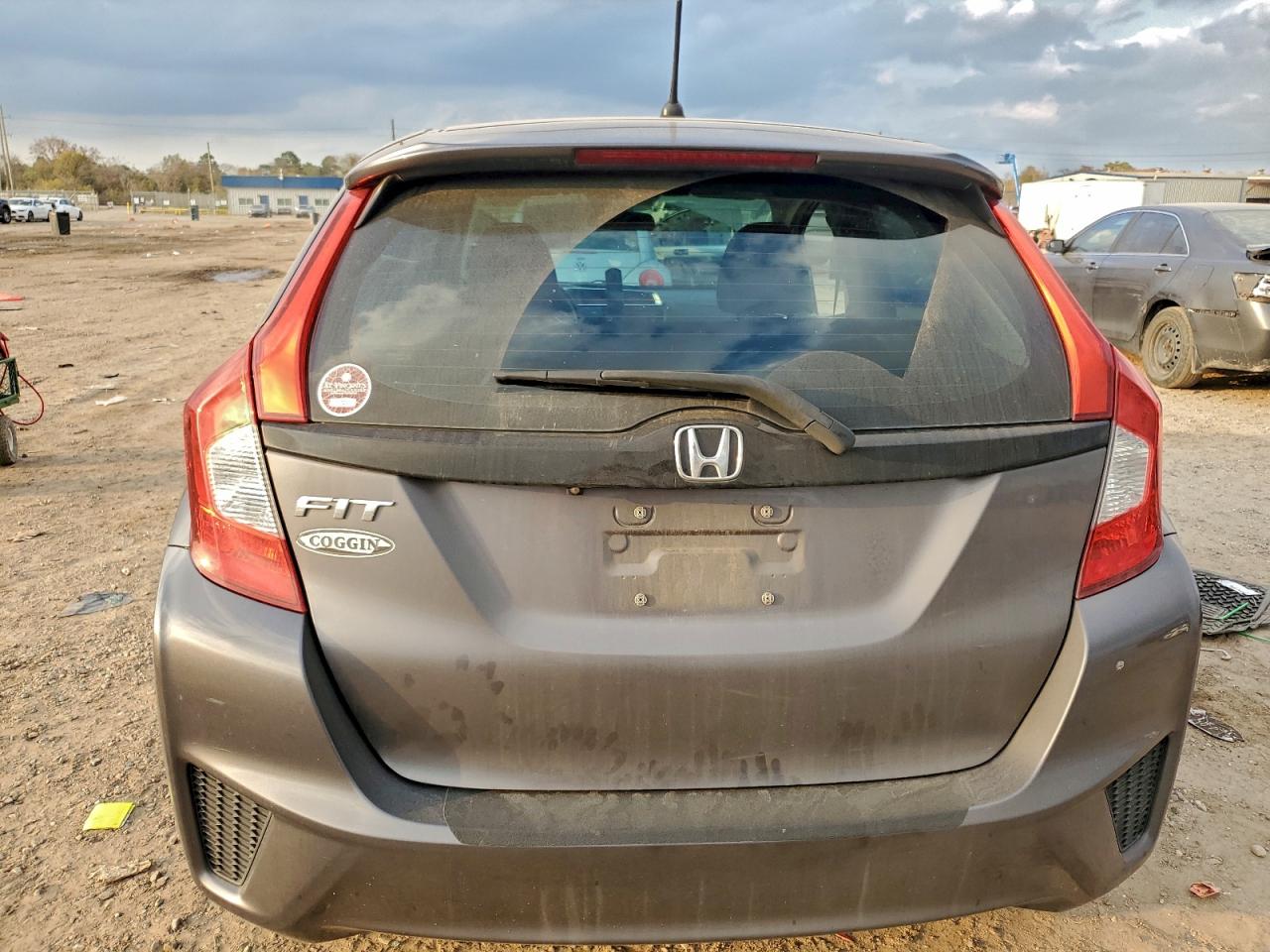2015 HONDA FIT LX photo 6