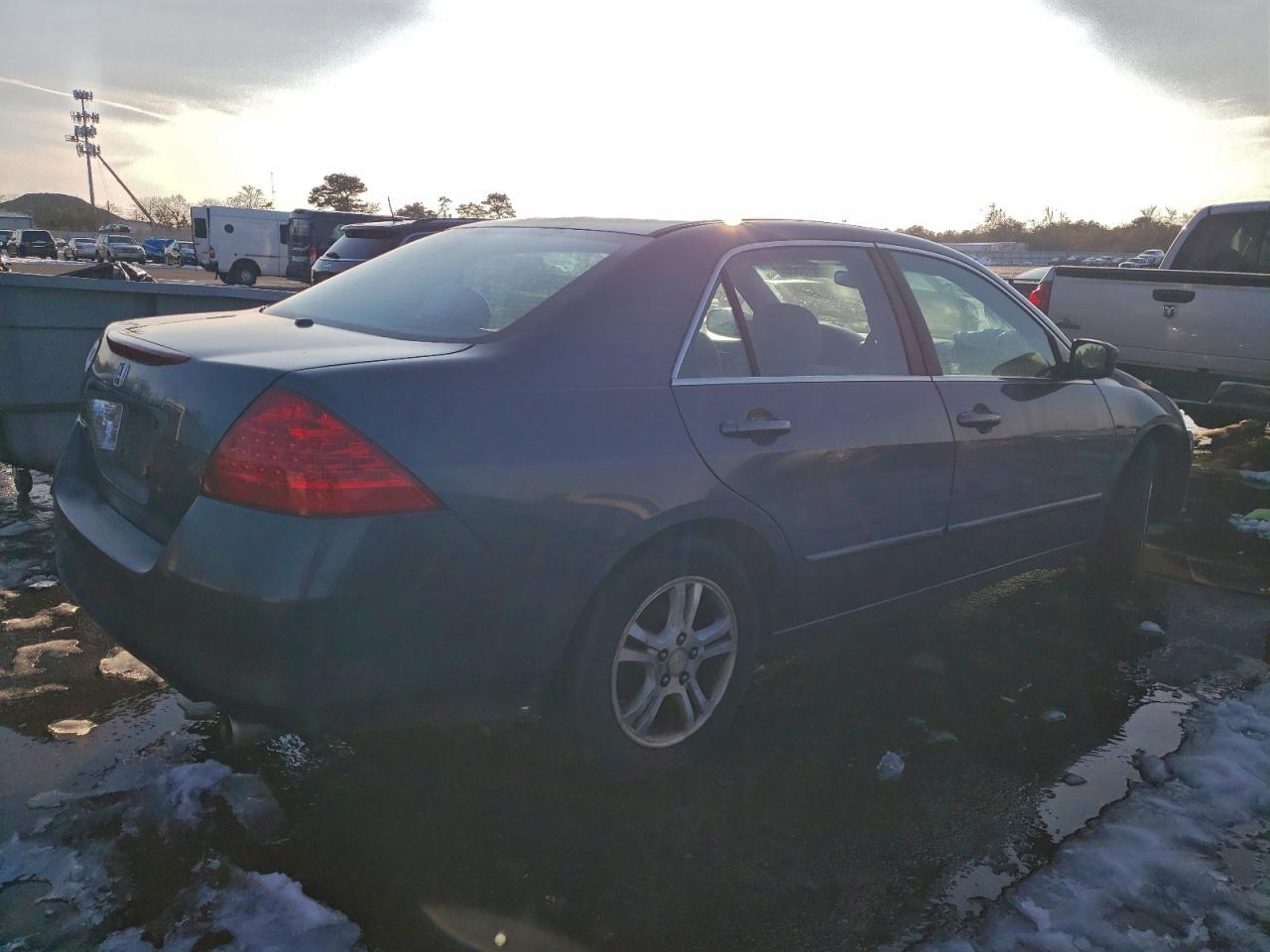 2007 HONDA ACCORD EX photo 3