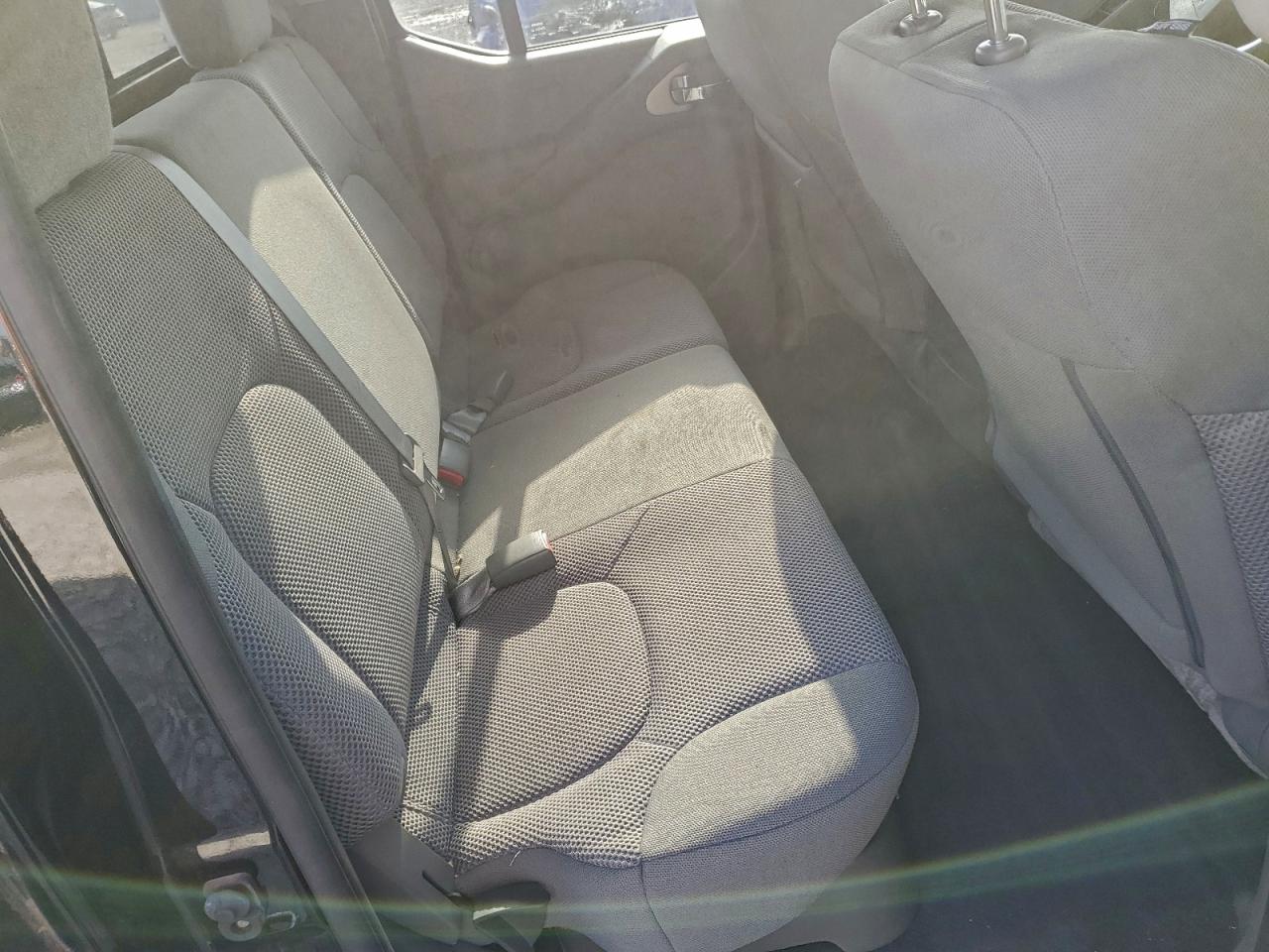2019 NISSAN FRONTIER S photo 10