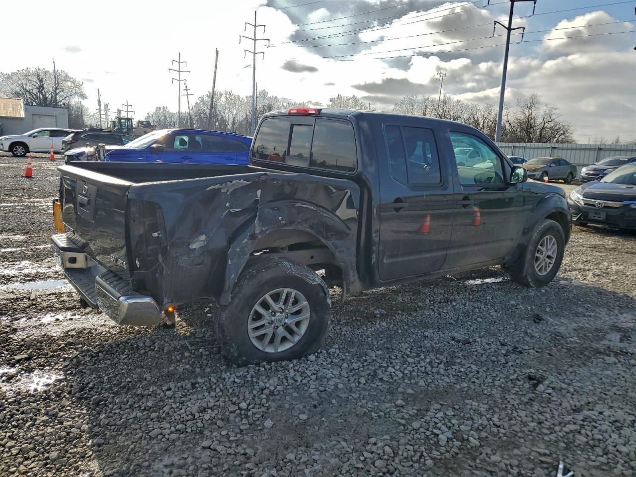 2019 NISSAN FRONTIER S photo 3