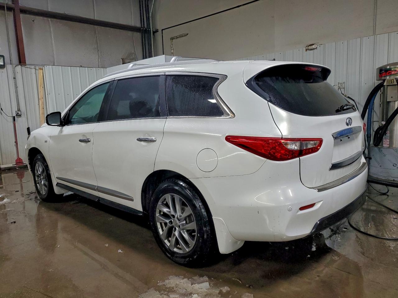 2014 INFINITI QX60 photo 2