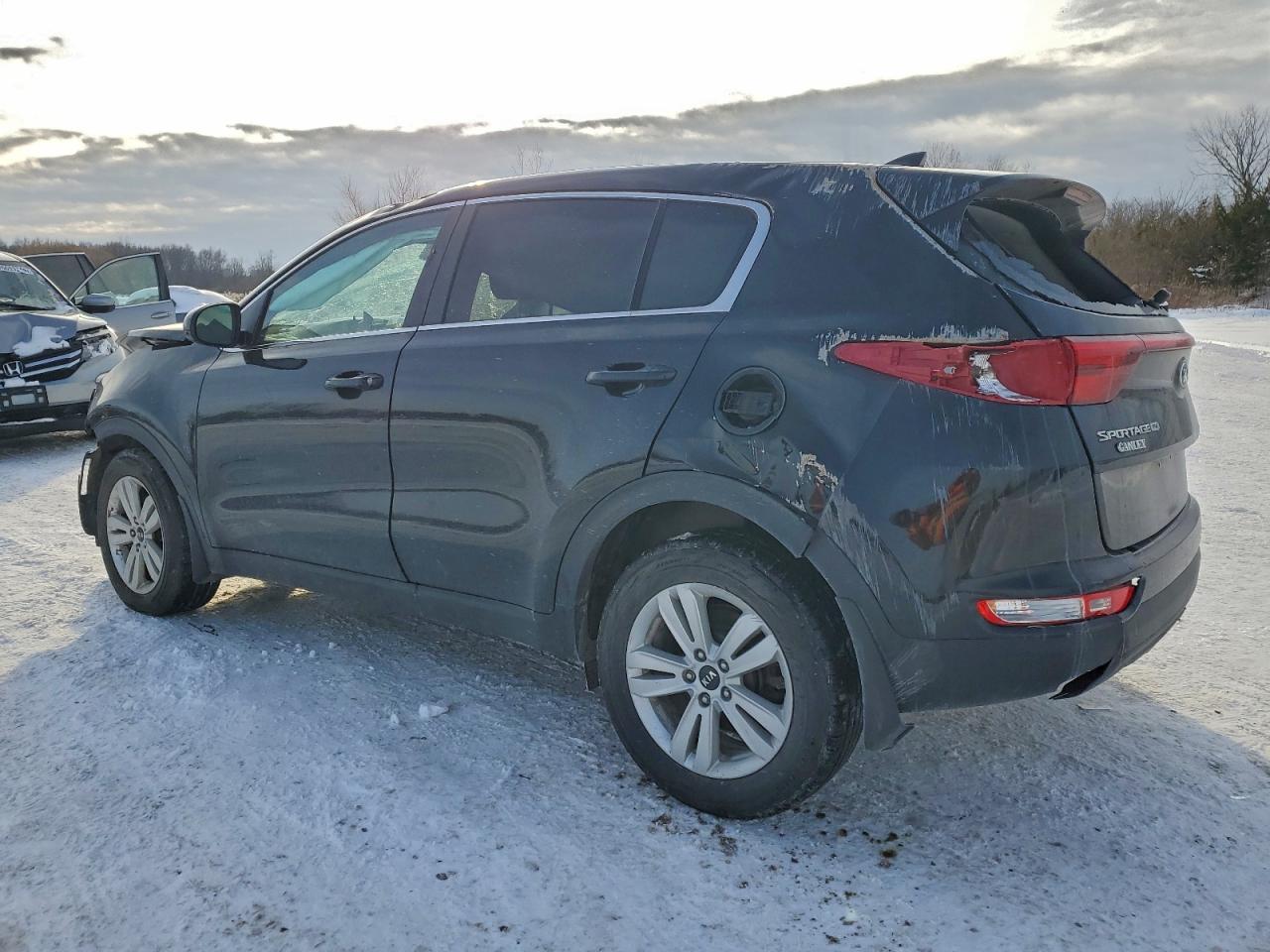 2019 KIA SPORTAGE LX photo 2