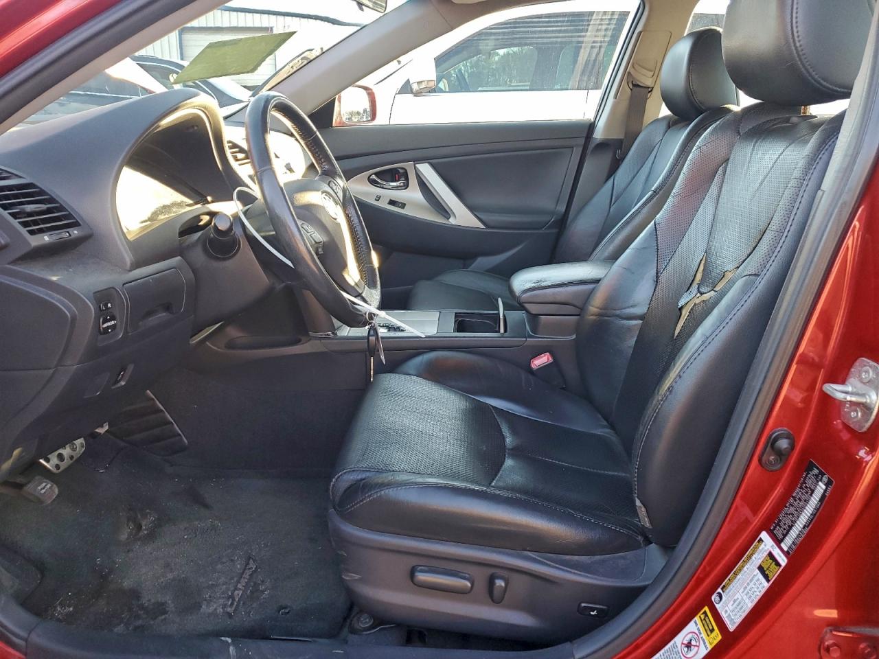 2010 TOYOTA CAMRY BASE photo 7