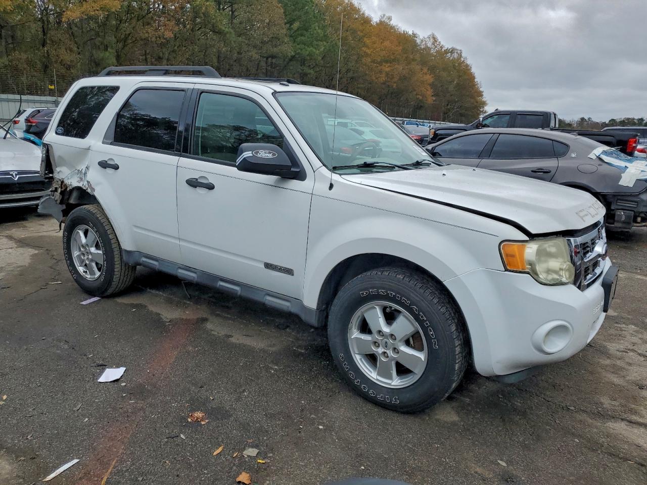 2008 FORD ESCAPE XLT photo 4