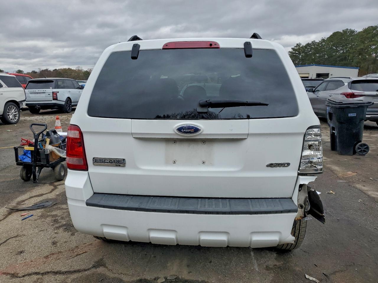 2008 FORD ESCAPE XLT photo 6