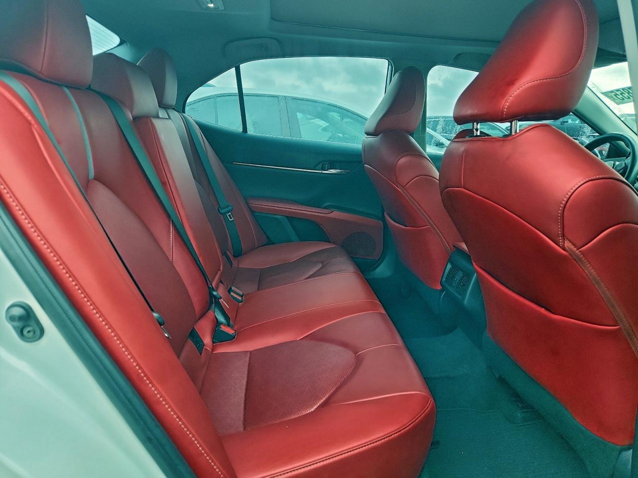 2021 TOYOTA CAMRY XSE photo 10