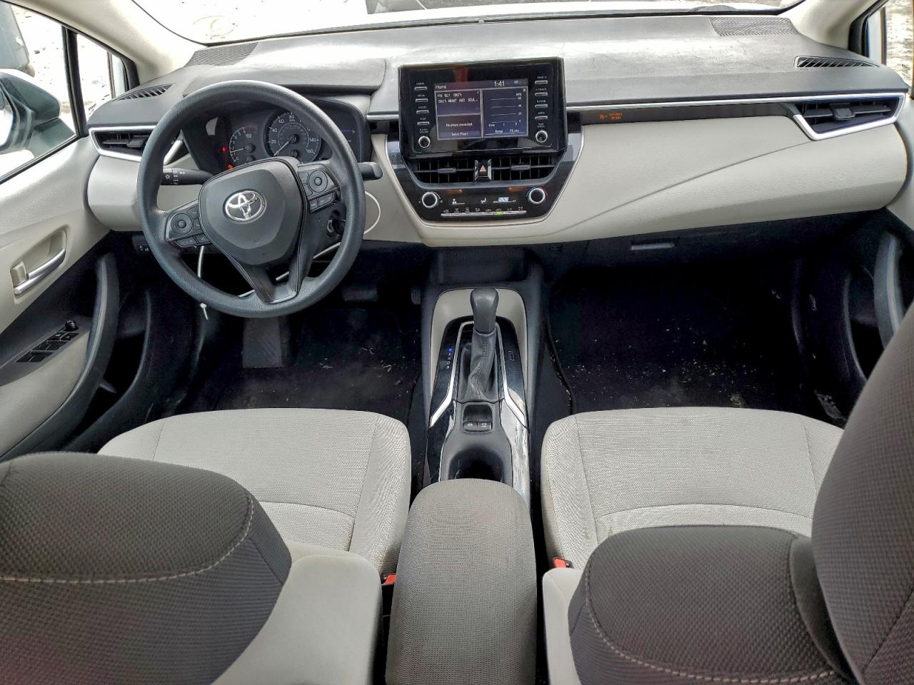 2020 TOYOTA COROLLA L photo 8