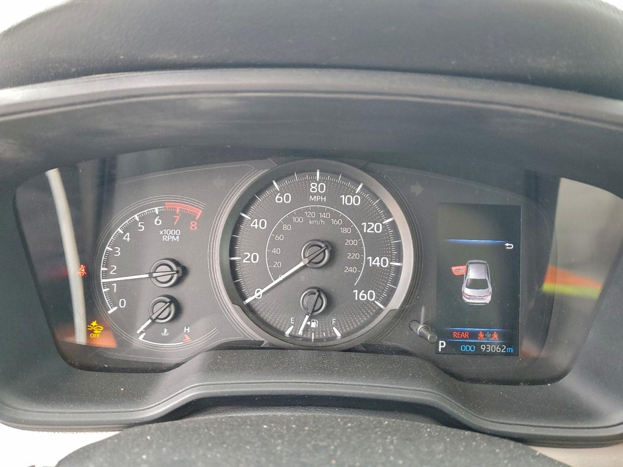 2020 TOYOTA COROLLA L photo 9