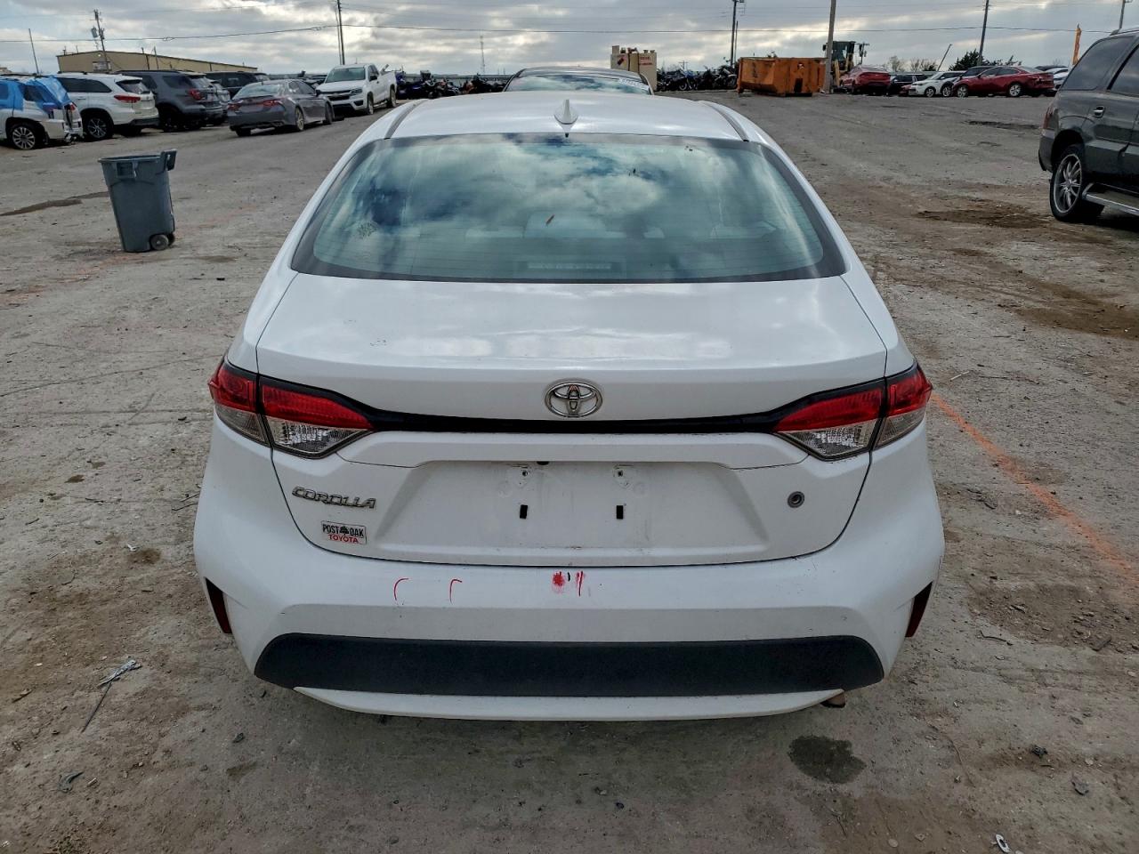 2020 TOYOTA COROLLA L photo 6