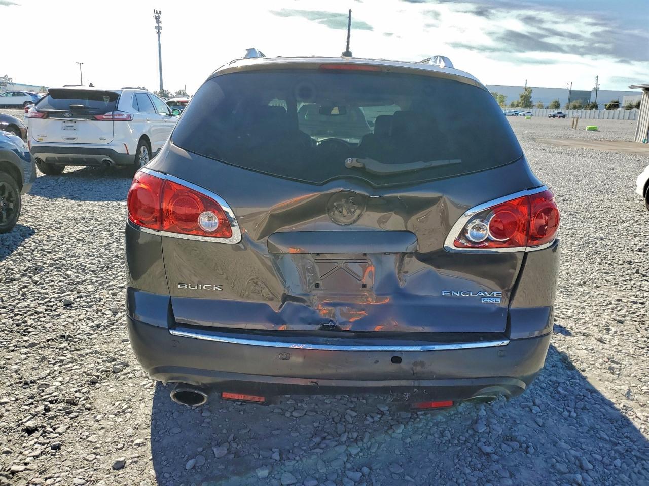 2011 BUICK ENCLAVE CXL photo 6