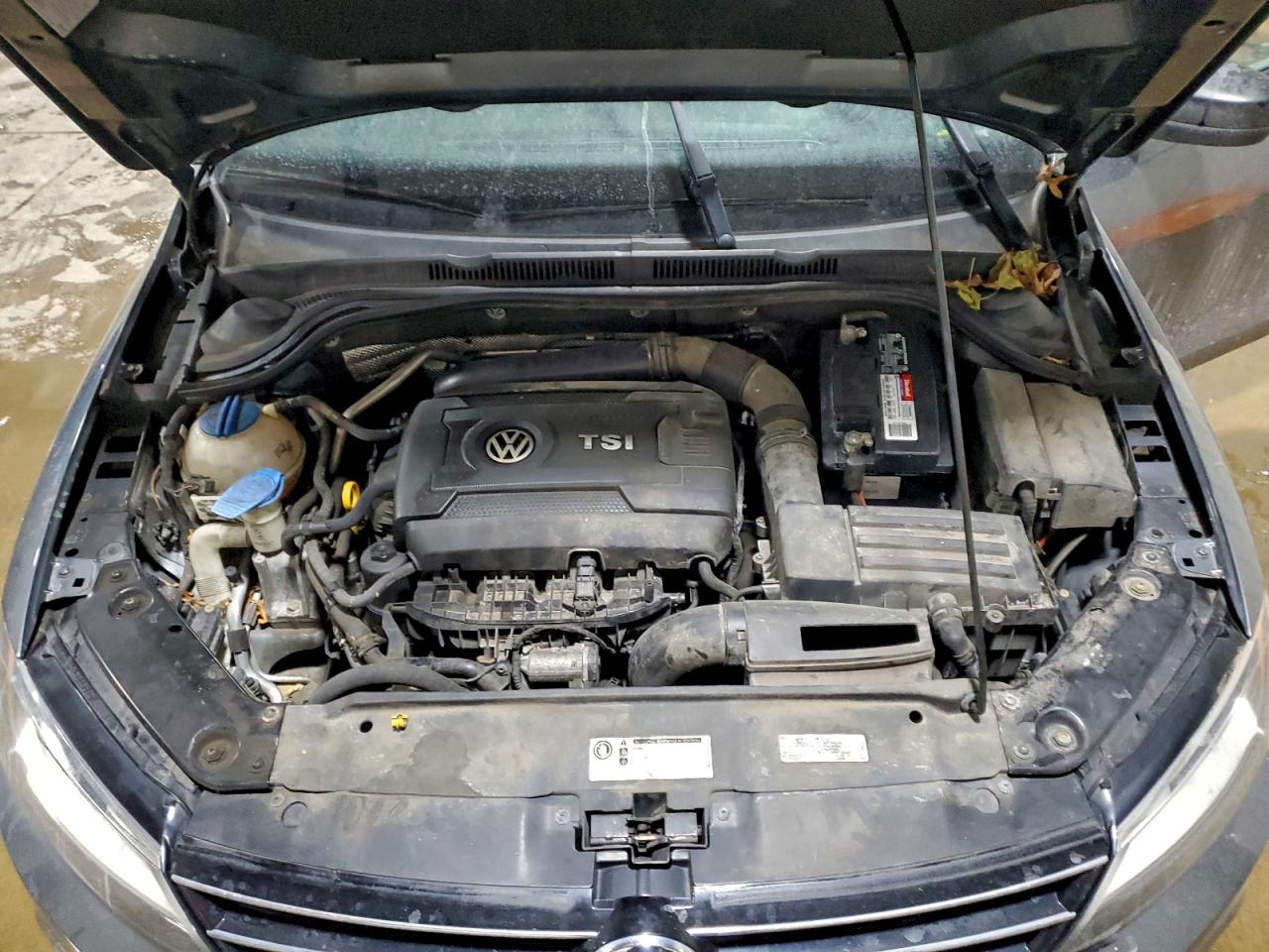 2016 VOLKSWAGEN JETTA SPORT photo 11