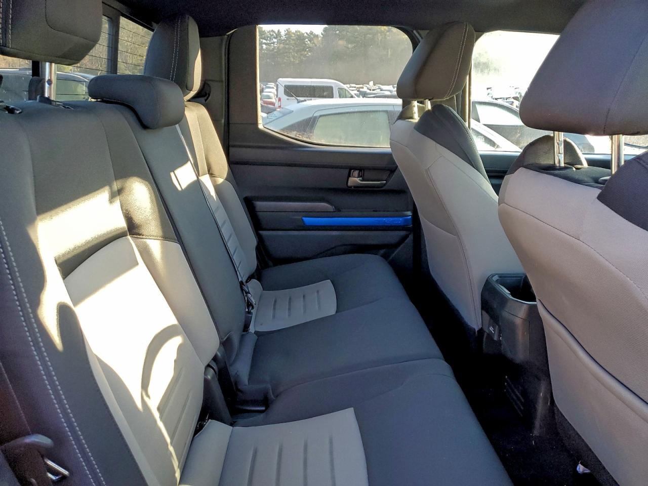 2024 TOYOTA TACOMA DOUBLE CAB photo 10