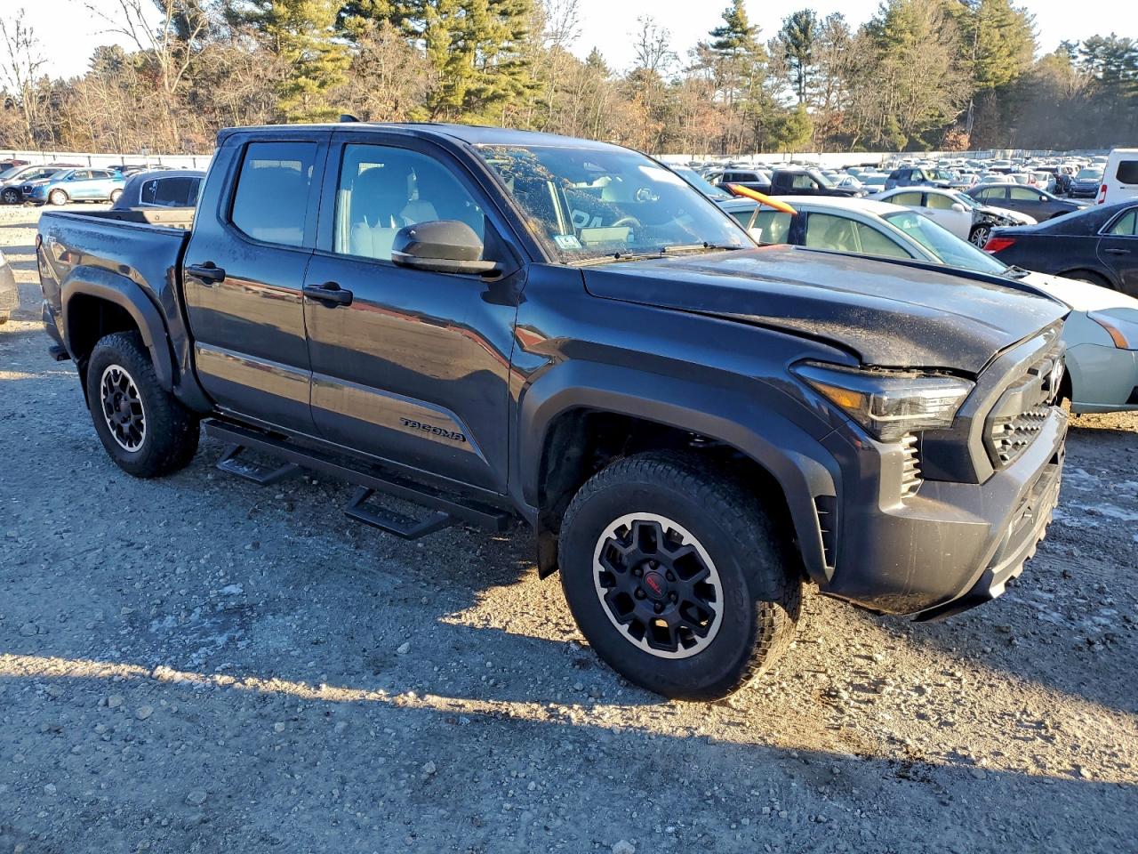 2024 TOYOTA TACOMA DOUBLE CAB photo 4
