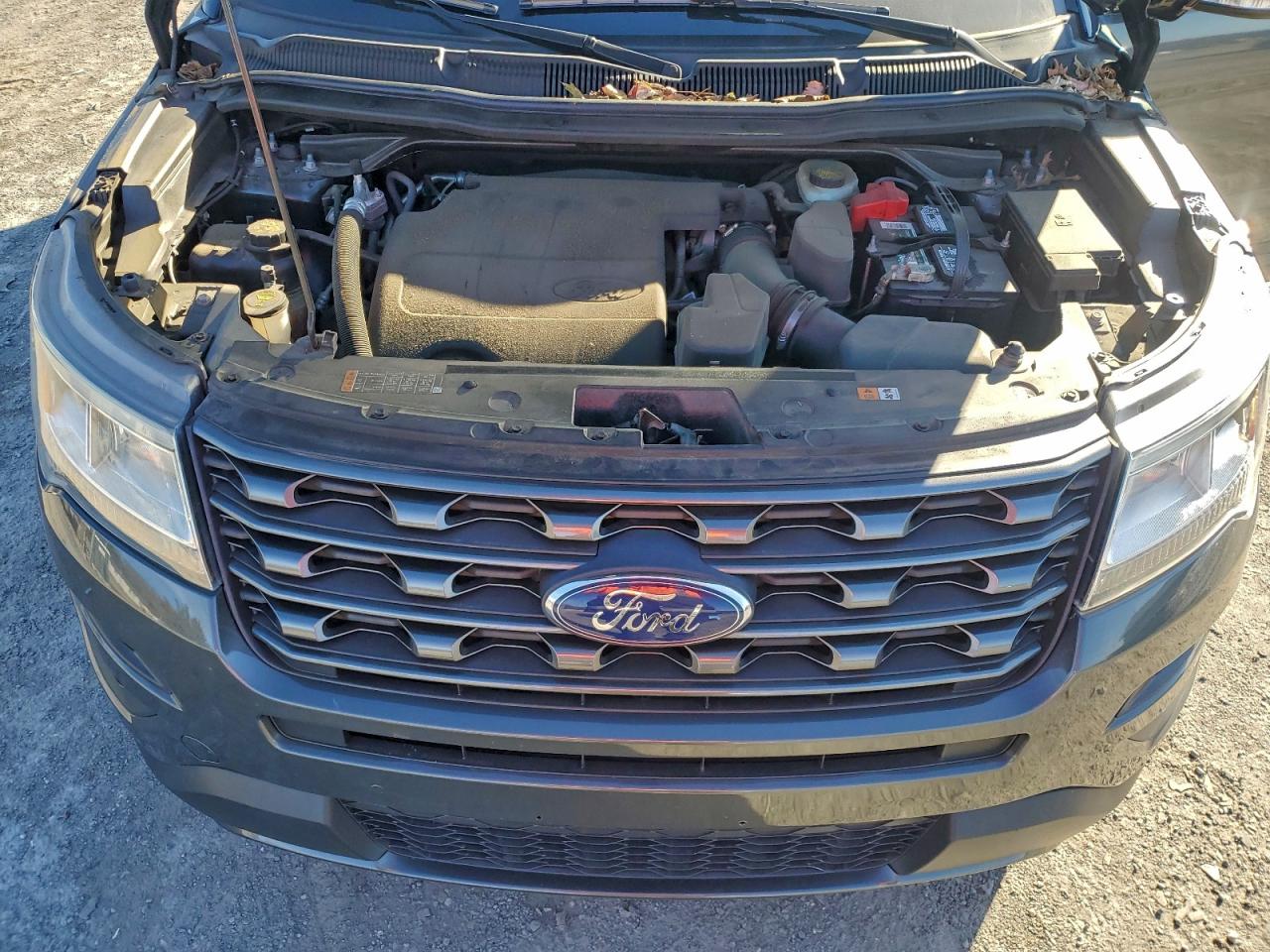 2017 FORD EXPLORER XLT photo 12