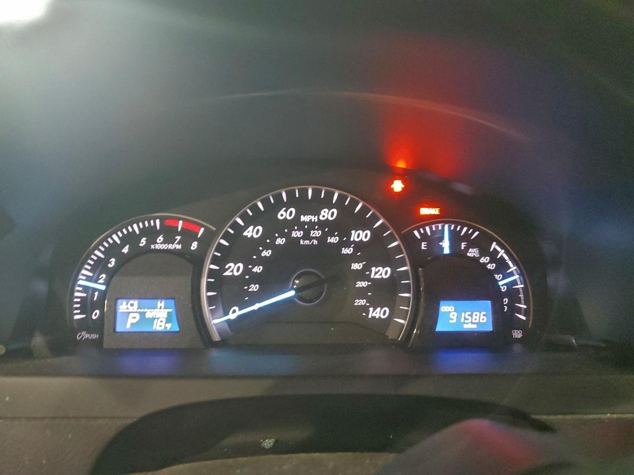 2015 TOYOTA CAMRY LE photo 9