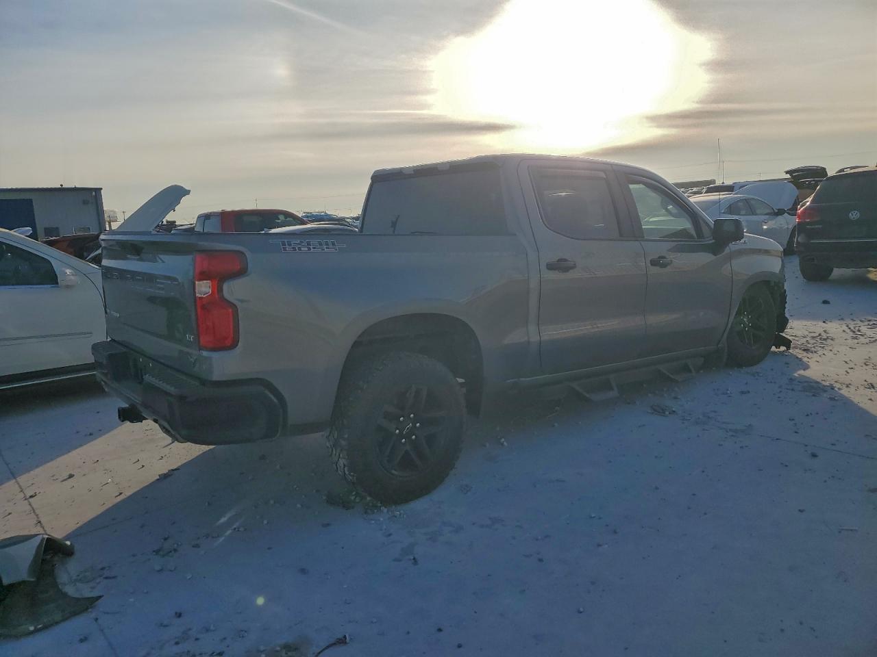 2021 CHEVROLET SILVERADO K1500 LT TRAIL BOSS photo 3