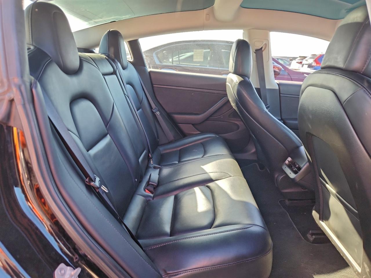 2018 TESLA MODEL 3 photo 10