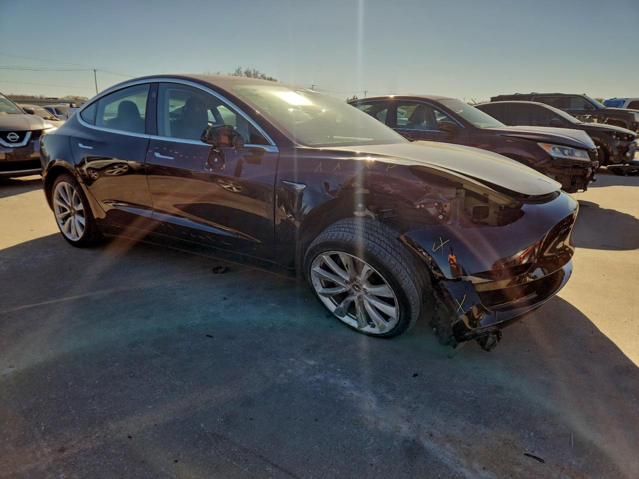 2018 TESLA MODEL 3 photo 4