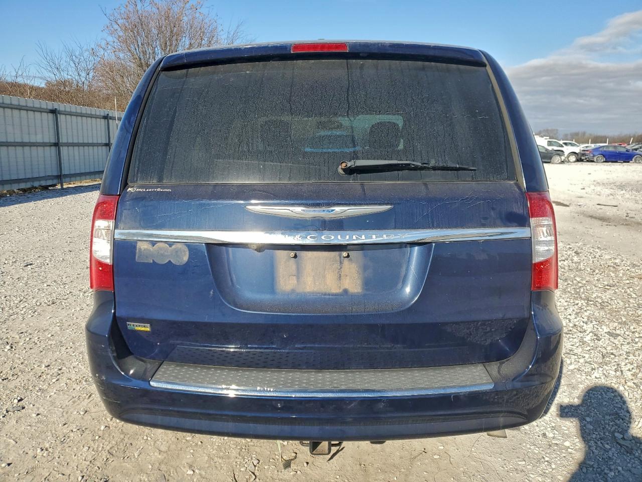 2015 CHRYSLER TOWN & COUNTRY TOURING photo 6