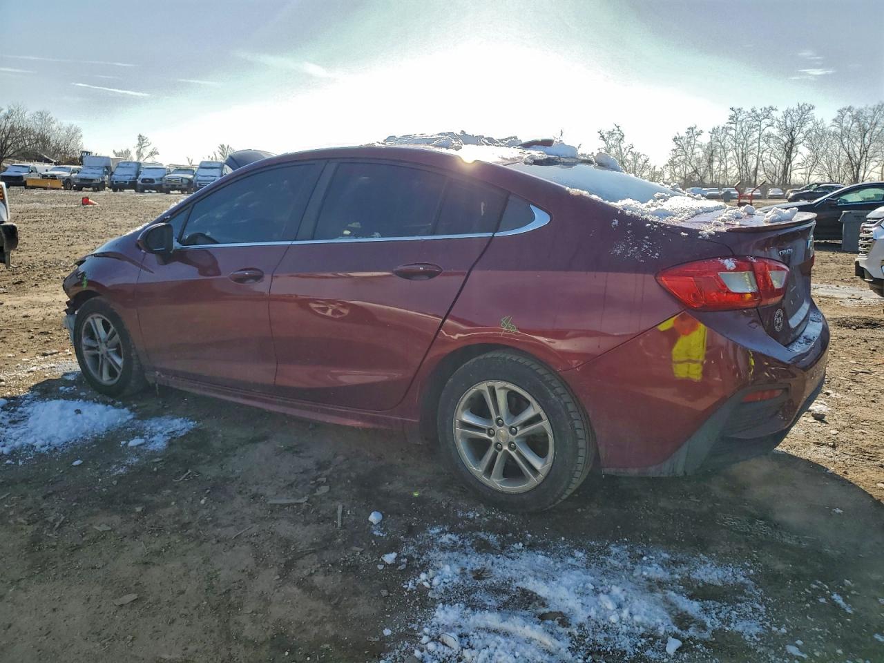 2016 CHEVROLET CRUZE LT photo 2