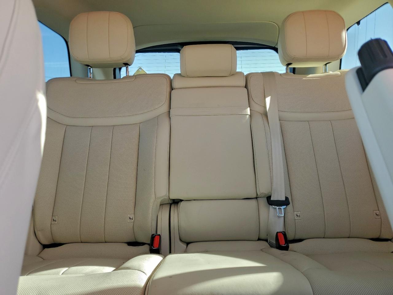 2023 LAND ROVER RANGE ROVER SE photo 10