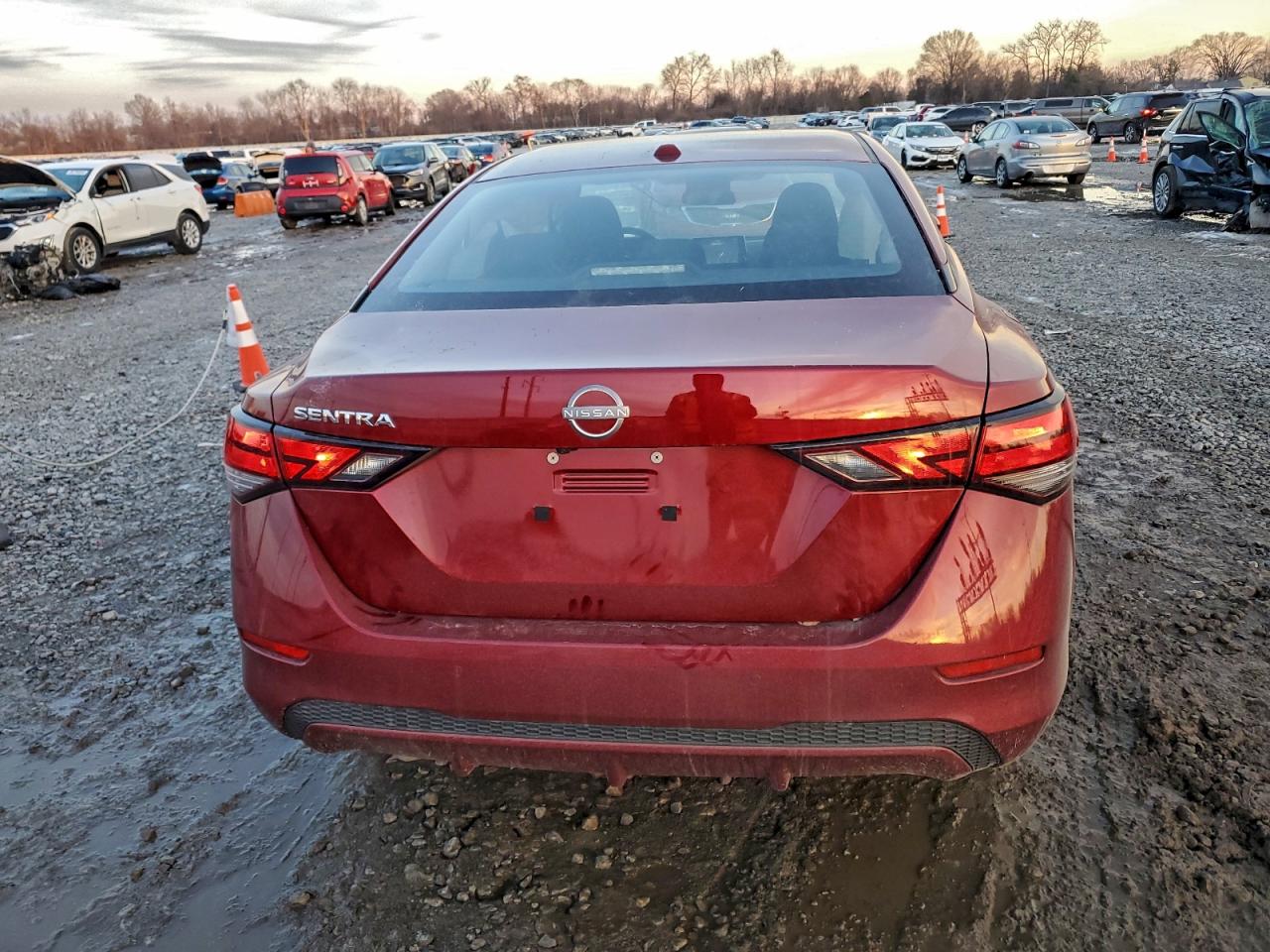 2025 NISSAN SENTRA SV photo 6